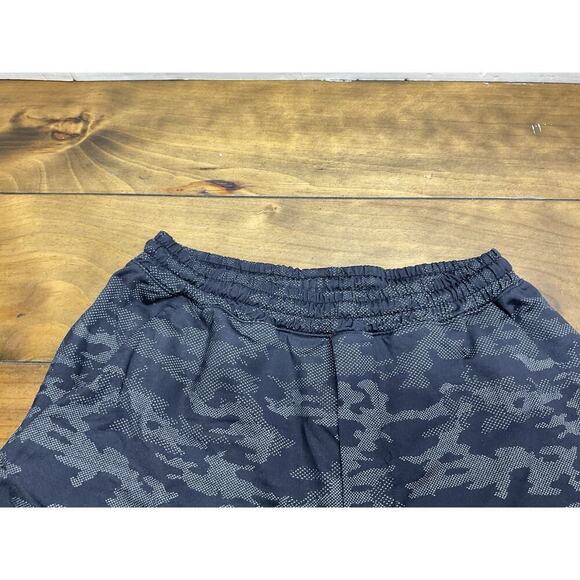Lululemon Shorts Men’s M Gray Camo Pace Breaker 9" Lined Athletic Running Gym - Picture 2 of 10